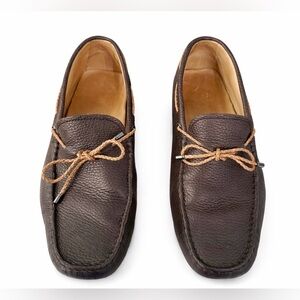 Tod's Gommino Driving Loafers
Brown Pebbled Leather Men's Size 9